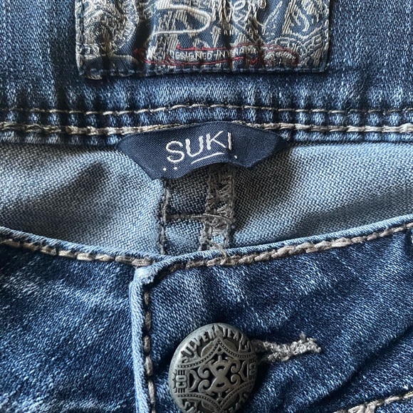 Silver Jeans Suki Mid Rise Boot Cut - Picture 5 of 8